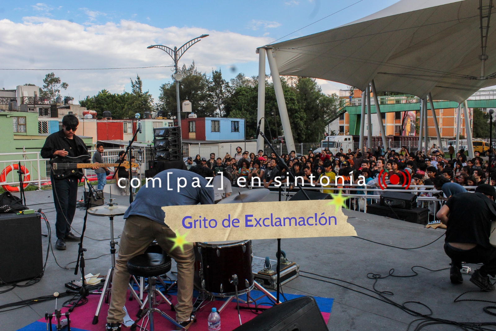 Grito Exclamación desde el Barco Utopía