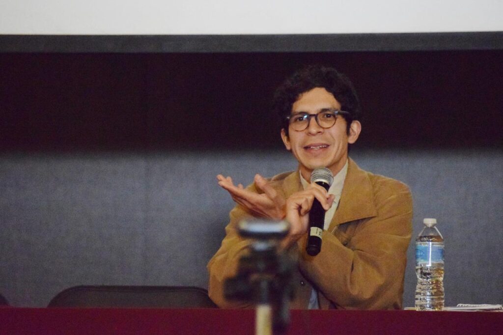 PHOTO-2025-12-22-18-04-52